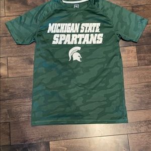 Michigan State men’s medium Tshirt.